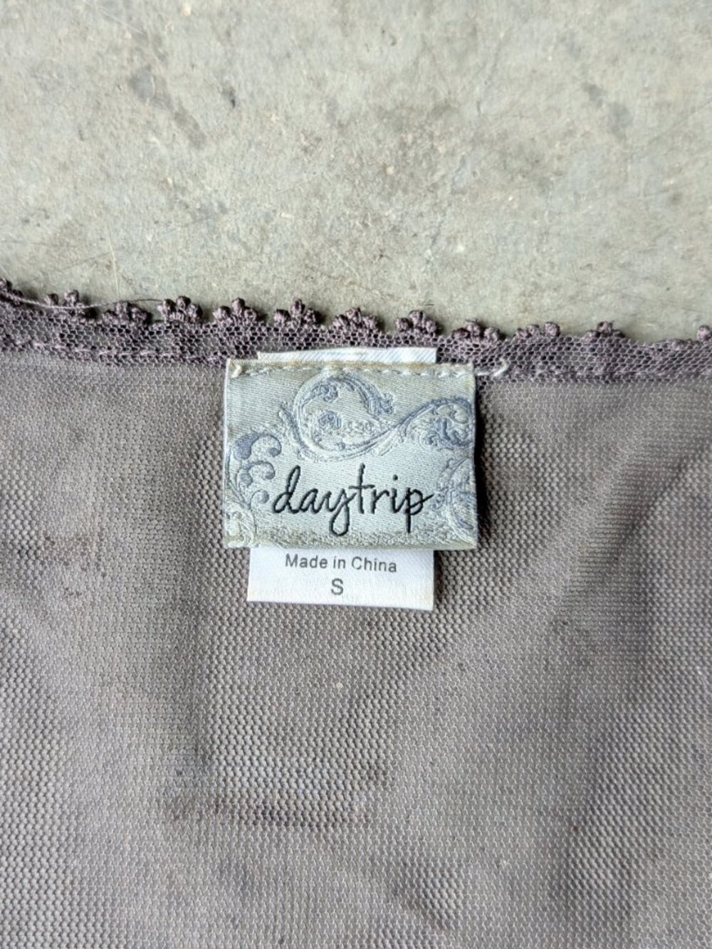 Daytrip Fairycore Whimsigoth Gray Sheer Lace Mesh Sleeveless Top small - Picture 7 of 9